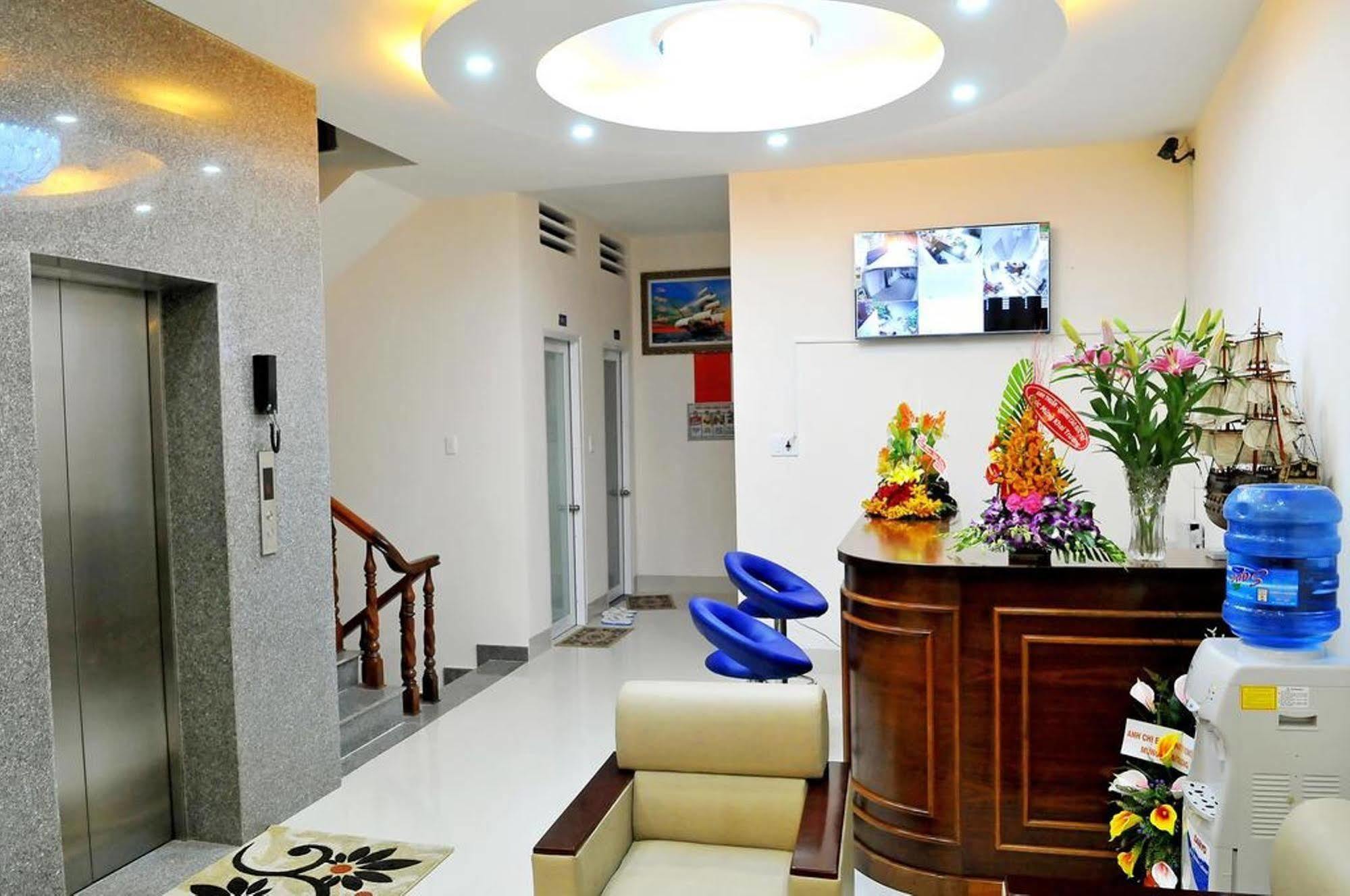Lotus Apartment Hotel Вунг Тау Екстериор снимка