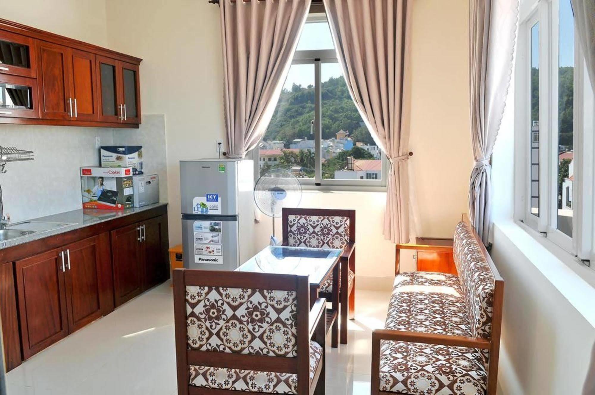 Lotus Apartment Hotel Вунг Тау Екстериор снимка